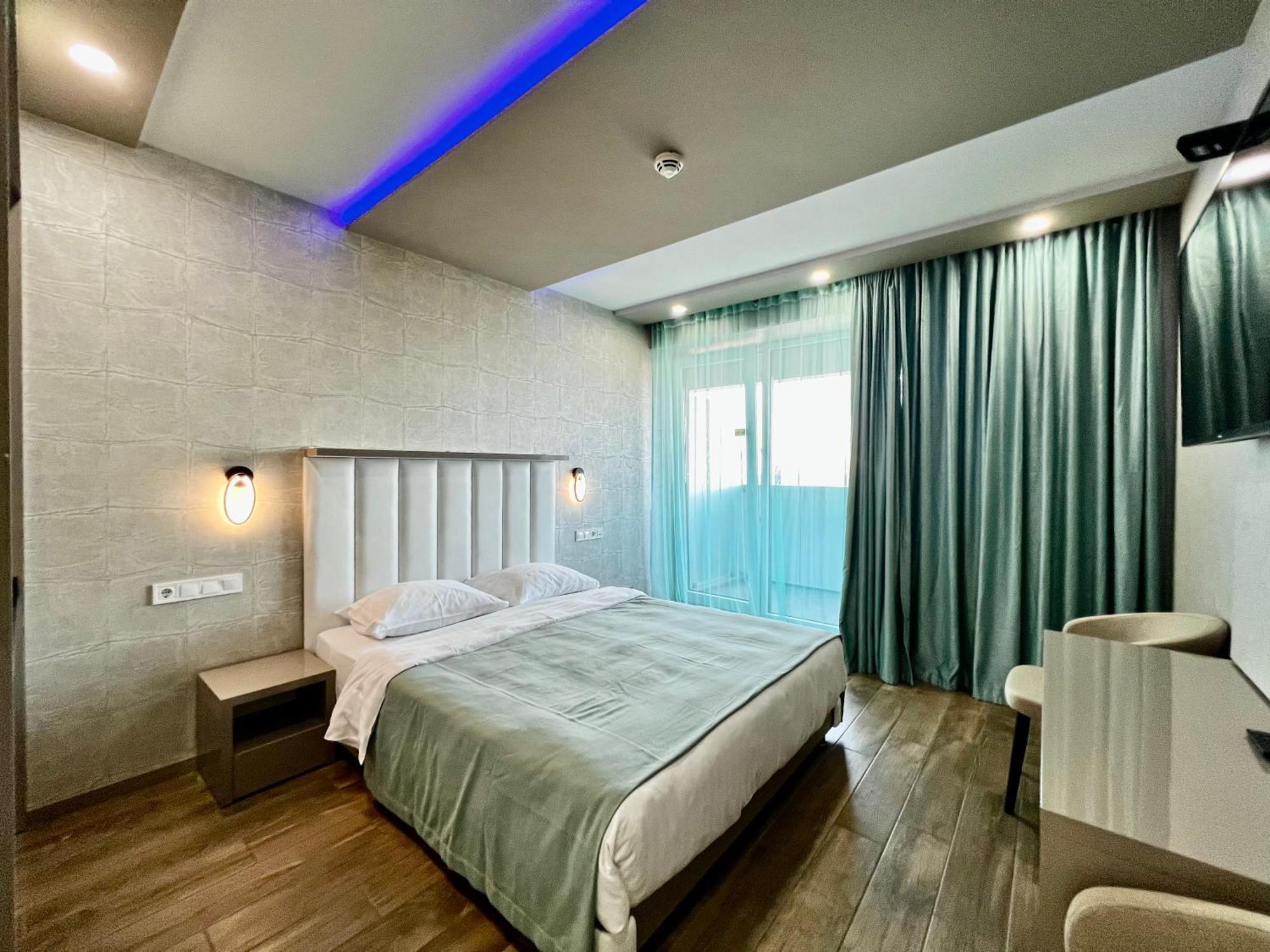 Batumi Deluxe Apartments Экстерьер фото