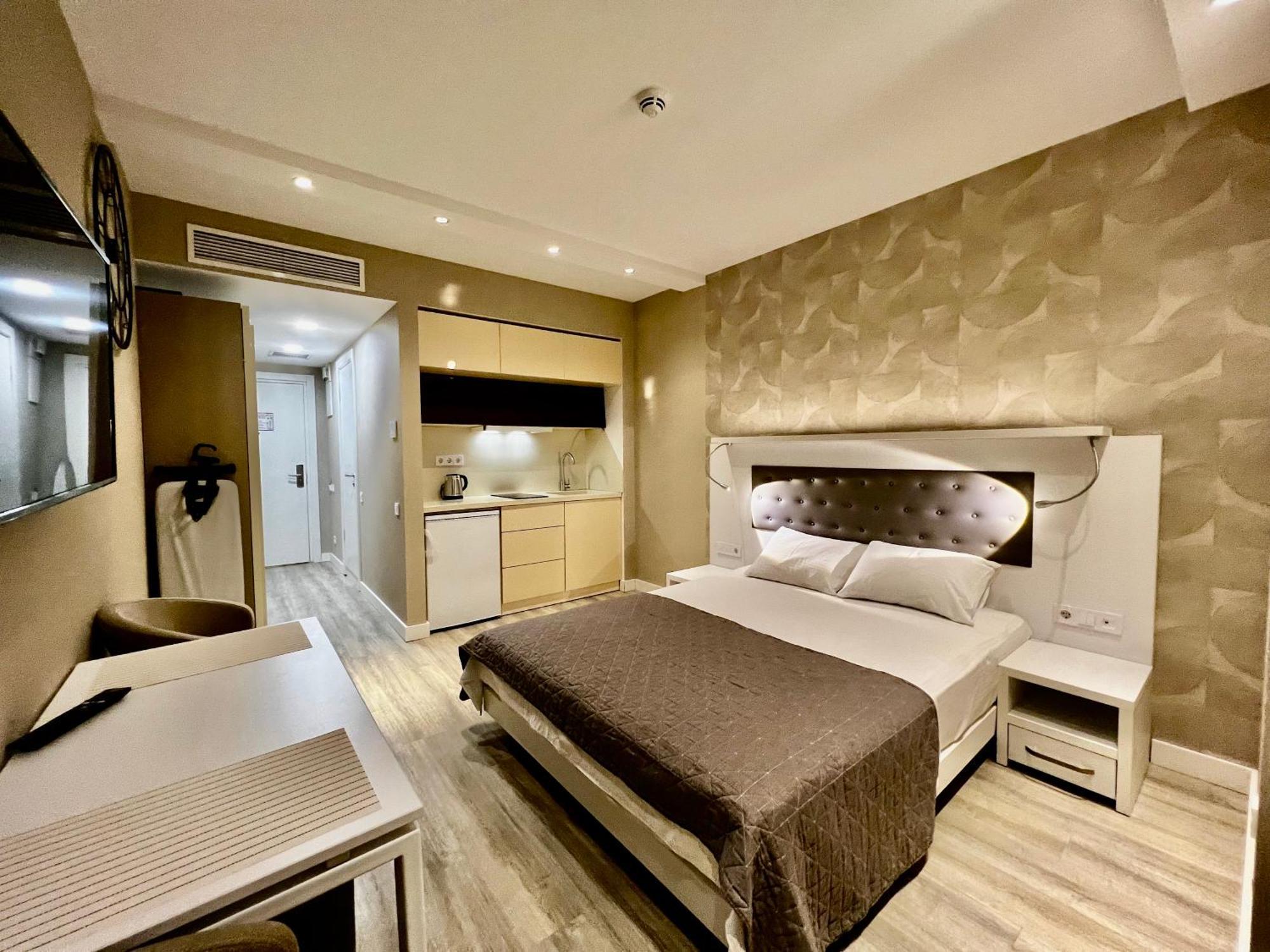 Batumi Deluxe Apartments Экстерьер фото